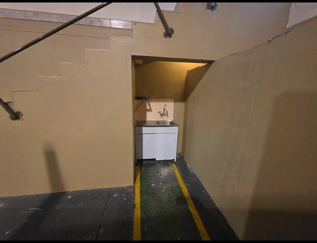 451M² WAREHOUSE TO LET IN STORMILL